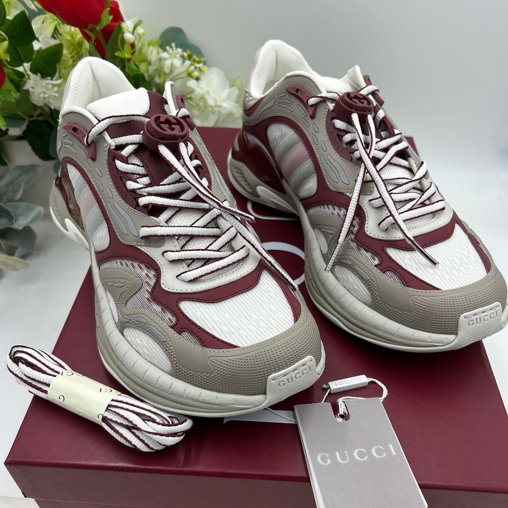 Men’s Gucci 2.0 sneakers in white/gray/burgundy size 9 made in Italy